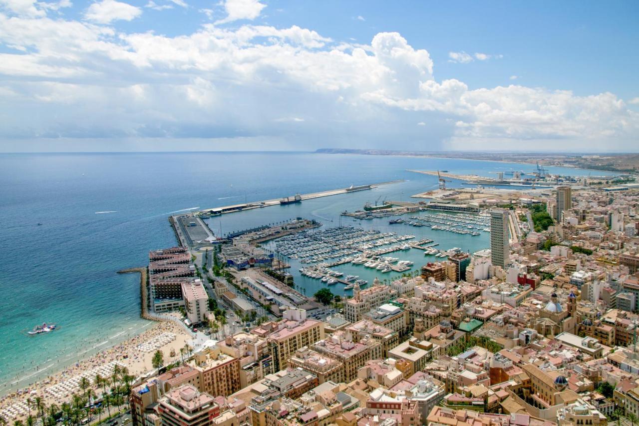 Beach Suite, City & Mountain View Αλικάντε Εξωτερικό φωτογραφία
